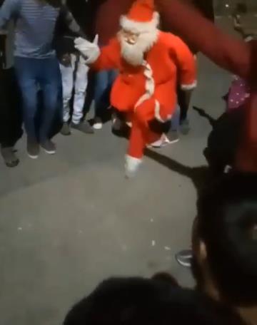 Santa dance